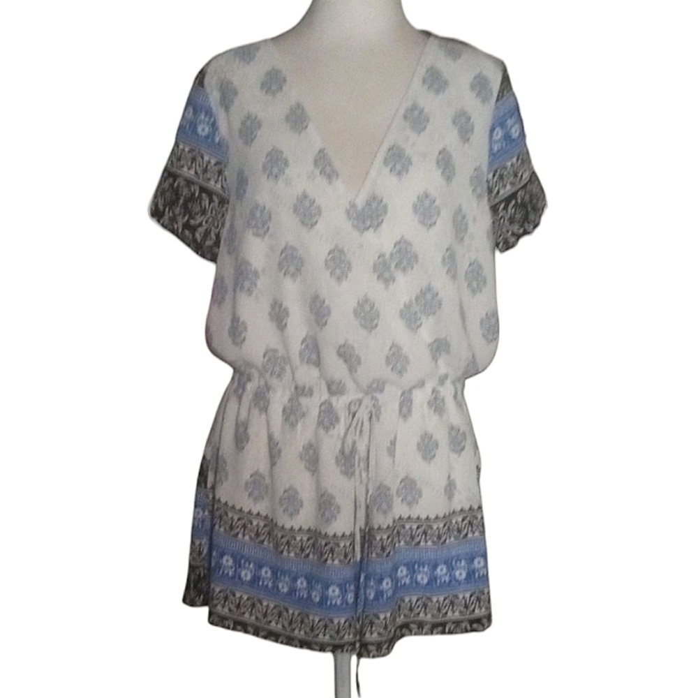 L'atiste Boho Printed Black Blue Surplice Front Flowy Romper Size Large